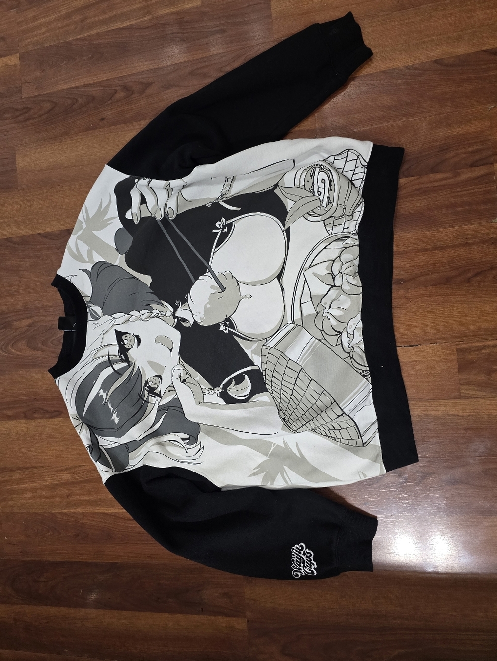 Gamersupps Waifu Cups Anime Ltd Edition Graphic Sweatshirt Black &White Unisex